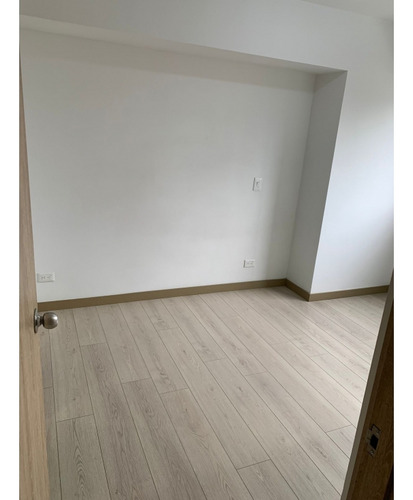 Apartamento Para La Venta En La Estrella Sector Suramerica