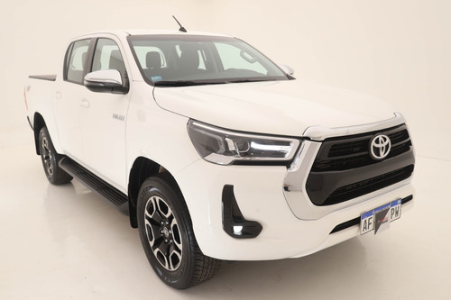 Toyota Hilux 2.8 Cd Srv 177cv 4x4 At