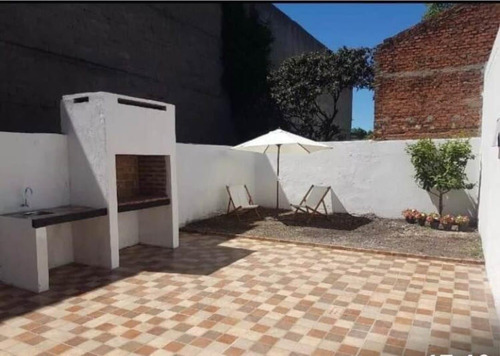 Apartamento, Reciclado 2 Dorm Patio Y Parrillero