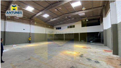 Imagem 3 de 8 de Alugue Galpão Com 550m², Em Piedade Próximo Aeroporto - Ga-0594