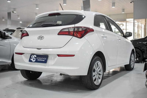 Imagem 2 de 15 de Hyundai Hb20 Comfort Plus 1.0 Flex 12v Mec. 2019