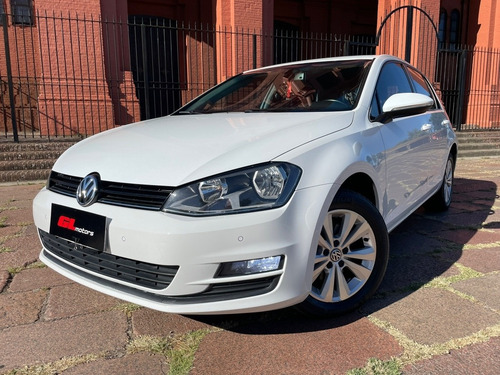 Imagen 2 de 17 de Volkswagen Golf 2015 1.4 Comfortline Tsi Dsg (( Gl Motors ))
