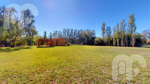 Alquiler Permanente Casa 4 Dormitorios En Campos De Roca