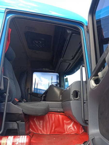 Imagem 13 de 15 de Scania G420 A6x2 2011