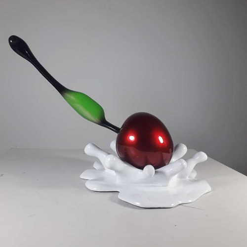 Escultura Cereza Cherry Leche Xaviart