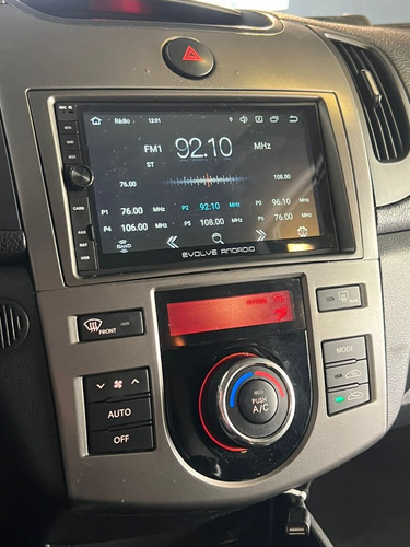 Imagem 12 de 18 de Kia Cerato