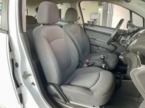 Chevrolet Beat 1.2 HB LT Mt
