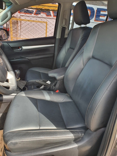 Toyota Hilux 3.0 Cd Srv Cuero 171cv 4x2 - E4 2016