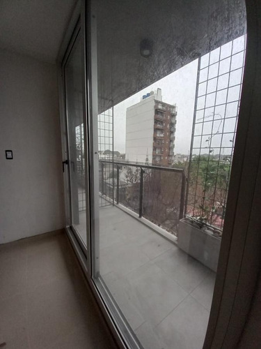 Imagen 24 de 30 de Departamento Monoambiente Con Balcón Al Frente Alem Y Viamonte - República De La Sexta