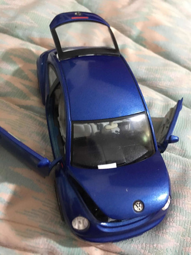 Burago Volkswagen Beatle 1998 Carrito A Escala 1/18 Italiano