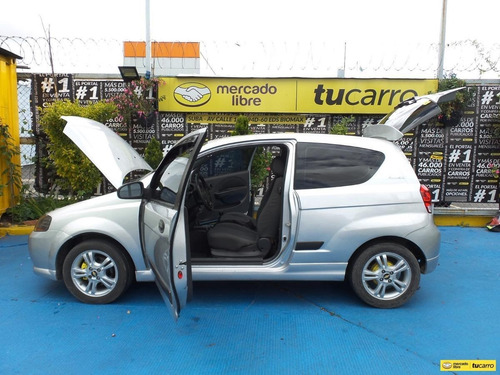 Imagen 8 de 25 de Chevrolet Aveo