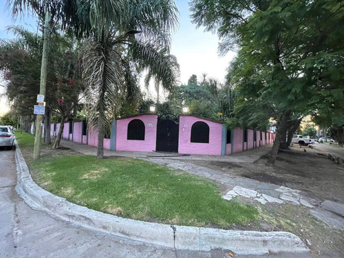 Venta Chalet 4 Dormitorios Castelar Con Cochera