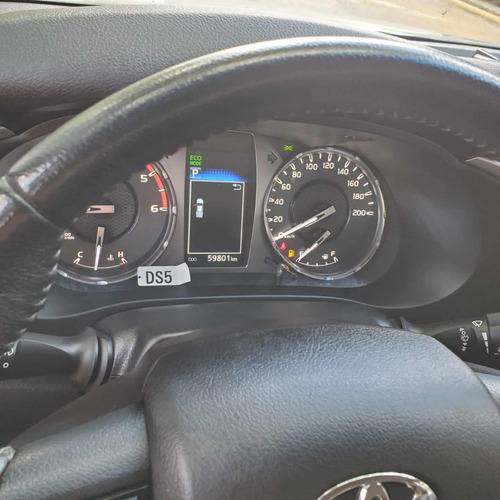 Imagen 10 de 15 de Toyota Hilux Limited Limited