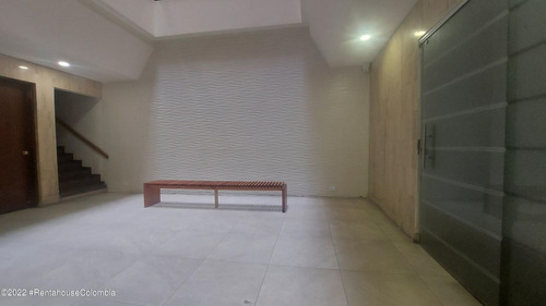 Imagen 16 de 21 de Comercial En Chico(bogota) Rah Co: 23-988