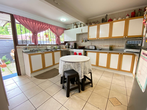 Acogedora Casa En Venta Sector Residencial