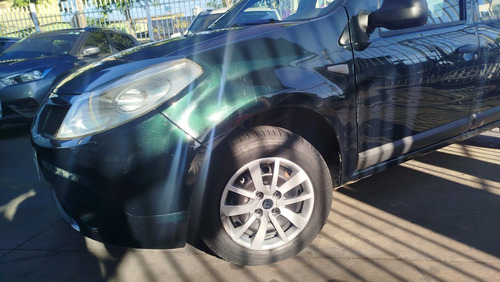 Renault Sandero 1.0 16v Expression Hi-flex 5p