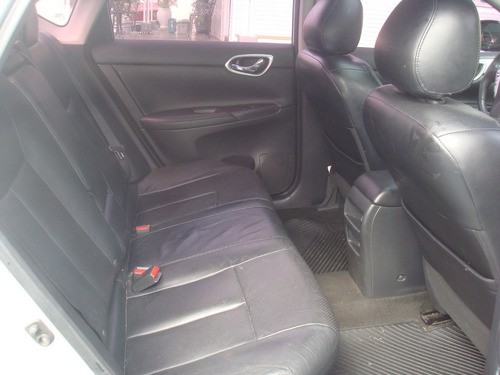 Imagem 9 de 14 de Nissan Sentra 2.0 Sl Cvt Aut. Flex 2014