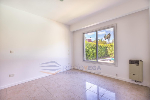 Imagen 17 de 30 de Casa En Venta En Country Banco Provincia - Moreno