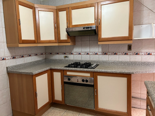 Acogedora Casa Sólida De Un Piso, Excelente Sector De Ñuñoa