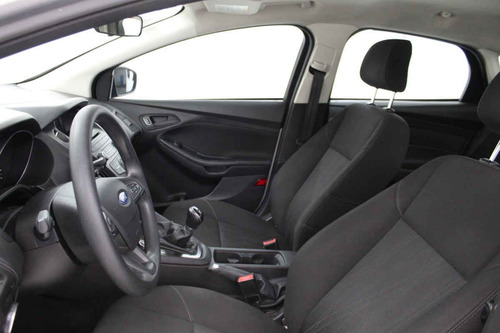 Imagen 10 de 15 de Ford Focus 2015 4 Cilindros