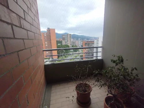 Apartamento En Venta En Los Balsos. Cod V776103