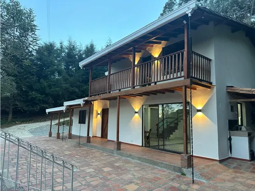 Casa En Arriendo En Rionegro Vía Santa Elena