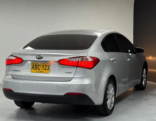 Kia CERATO PRO 1.6l