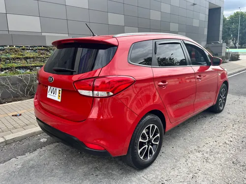 Kia Carens 2.0 Suv Ex