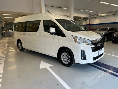Toyota Hiace 2.8 Tdi Commuter 6at 14a