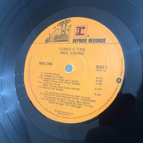 Lp Neil Young - Comes A Time, Lp Usa (usado) Estandar (Usado)