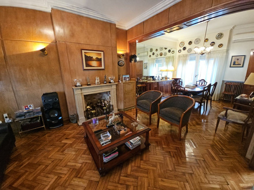 Casa Lote Propio 5 Amb. Con Jardín Y Pileta Floresta