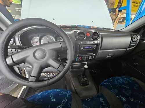 Chevrolet LUV D-MAX 2.5 Cabina Sencilla 4X2 Mt