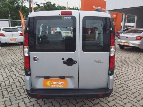 Imagem 5 de 9 de Fiat Doblò 1.8 Mpi Essence 7l 16v Flex 4p Manual