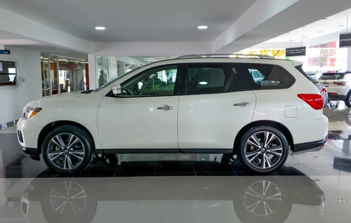 Imagen 8 de 15 de Nissan Pathfinder 3.5 Exclusive Awd 2018