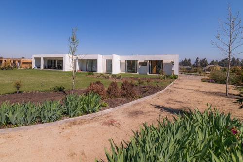 Imagen 16 de 17 de Gran Casa En Zona Centro De Chicureo