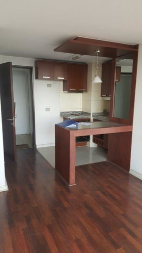 Departamento En Venta De 1 Dorm. En Santiago