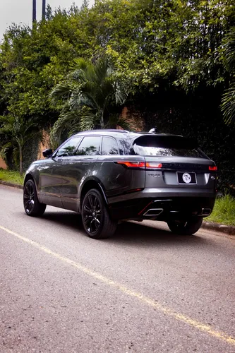 Land Rover Range Rover Velar 3.0 R-dynamic HSE