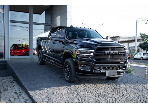 RAM 3500 6.7 I6 TURBO DIESEL LARAMIE NIGHT EDITION CD 4X4 AUTOMÁTICO