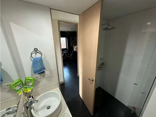 Rhbr-11895 Apartamento Piso 7 (poblado, Los Balsos)