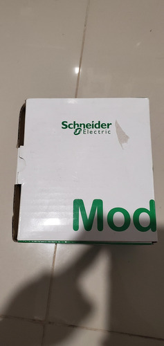 Plc Schneider Electric Modelo Tm221ce24r (Usado)