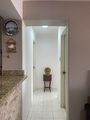 En Venta Apartamento Ubicado En Urb. Sabana Larga, Residencias Mauna, Municipio Valencia Estado Carabobo  Venezuela  Gabriela Giron