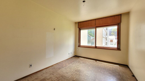 Imagem 12 de 30 de Apartamento À Venda No Bairro Moinhos De Vento - Porto Alegre/rs - O-25815-42517
