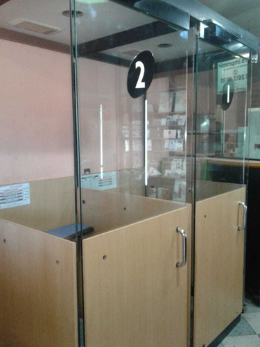 Imagen 4 de 6 de Cabinas Telefónicas De Blindex Para Locutorio