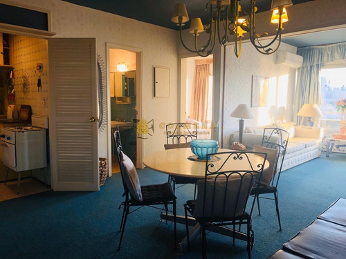 Apartamento En Muy Buena Ubicacion, De 1 Dor, 1 Baños Con Excelente Linda Vista.-ref:2211