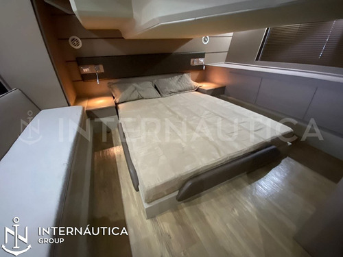 Imagem 10 de 15 de Triton 460 Fly 2018 Colunna Cimitarra Ventura Phantom