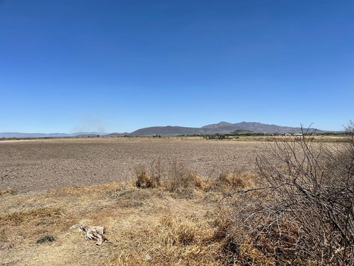 Terreno En Venta, Muy Cerca De Parque Platah, Villa De Tezontepec, Hgo.