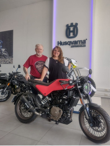 Husqvarna Svartpilen Vitpilen Color