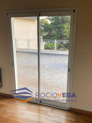 Casa En Venta En Campos De Alvarez