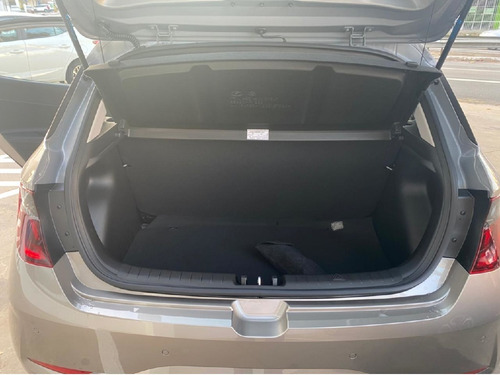 Imagem 9 de 11 de Hyundai Hb20 1.6 16v Flex Vision Automático
