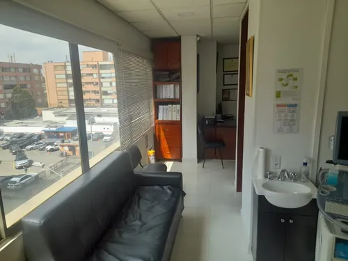 Se Arrienda Consultorio